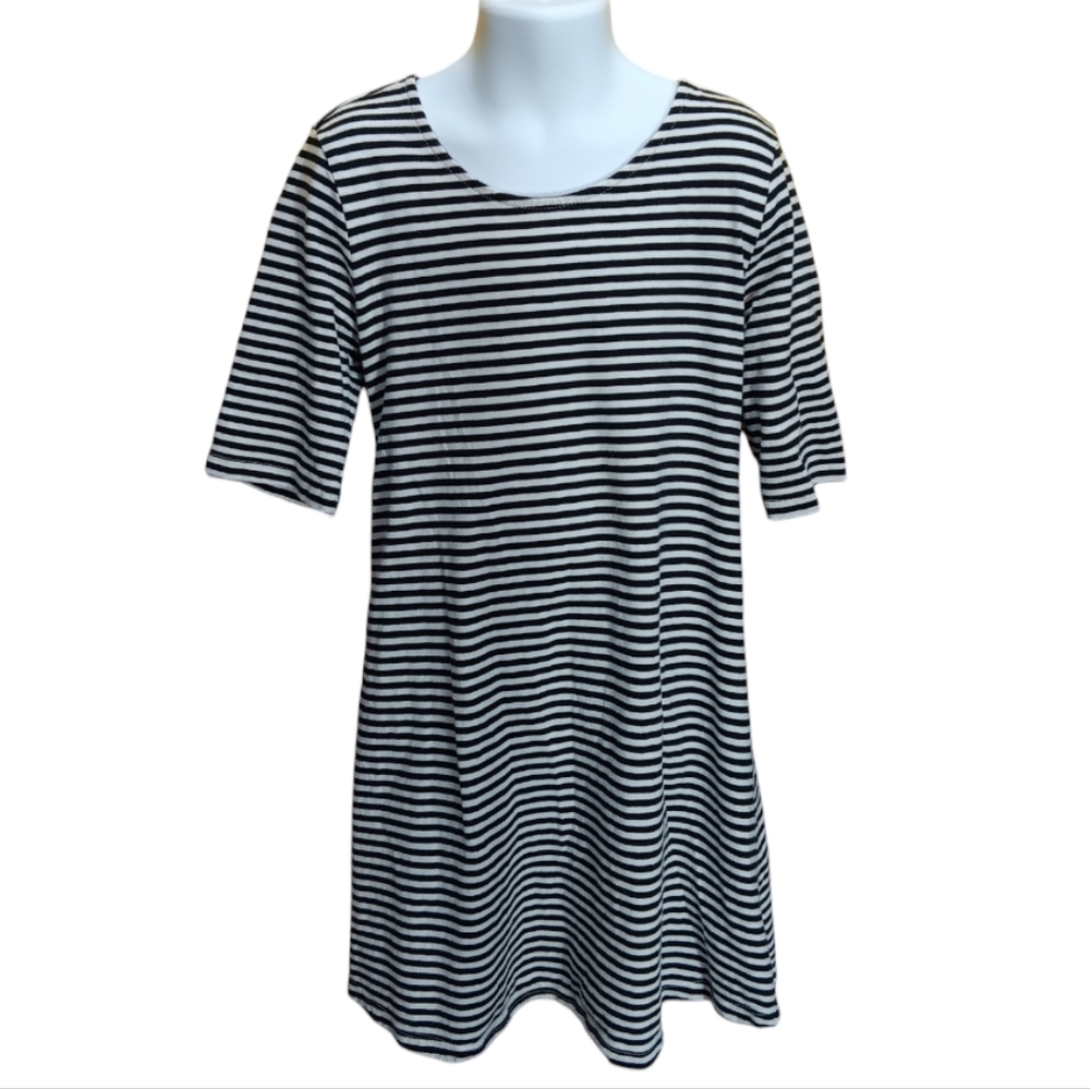 Old Navy dress - Size 8